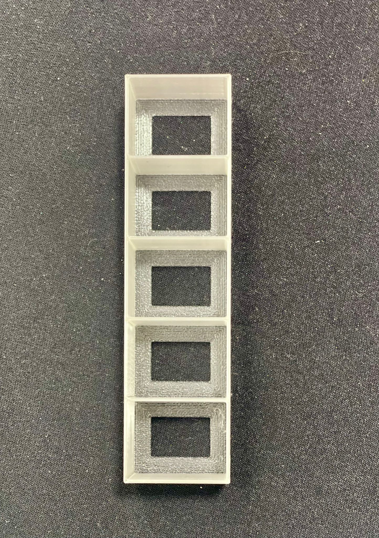 Separatore cinque scomparti per scatola 12x12cm